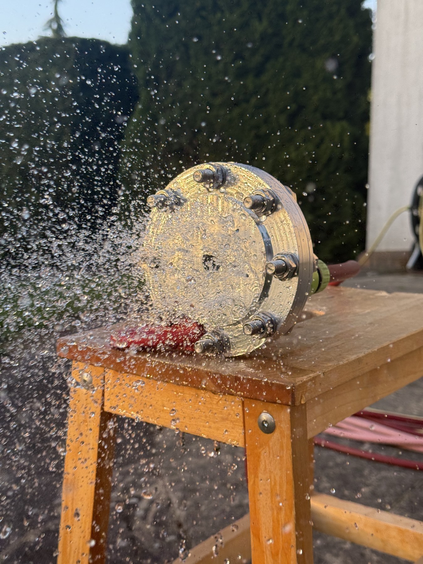 Oxidizer-side injector water test