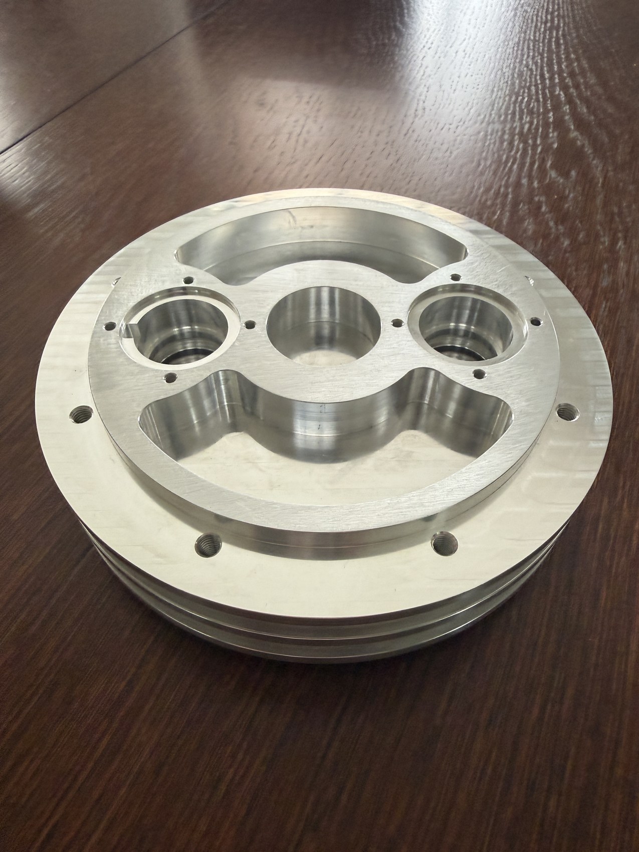 Piston tank component